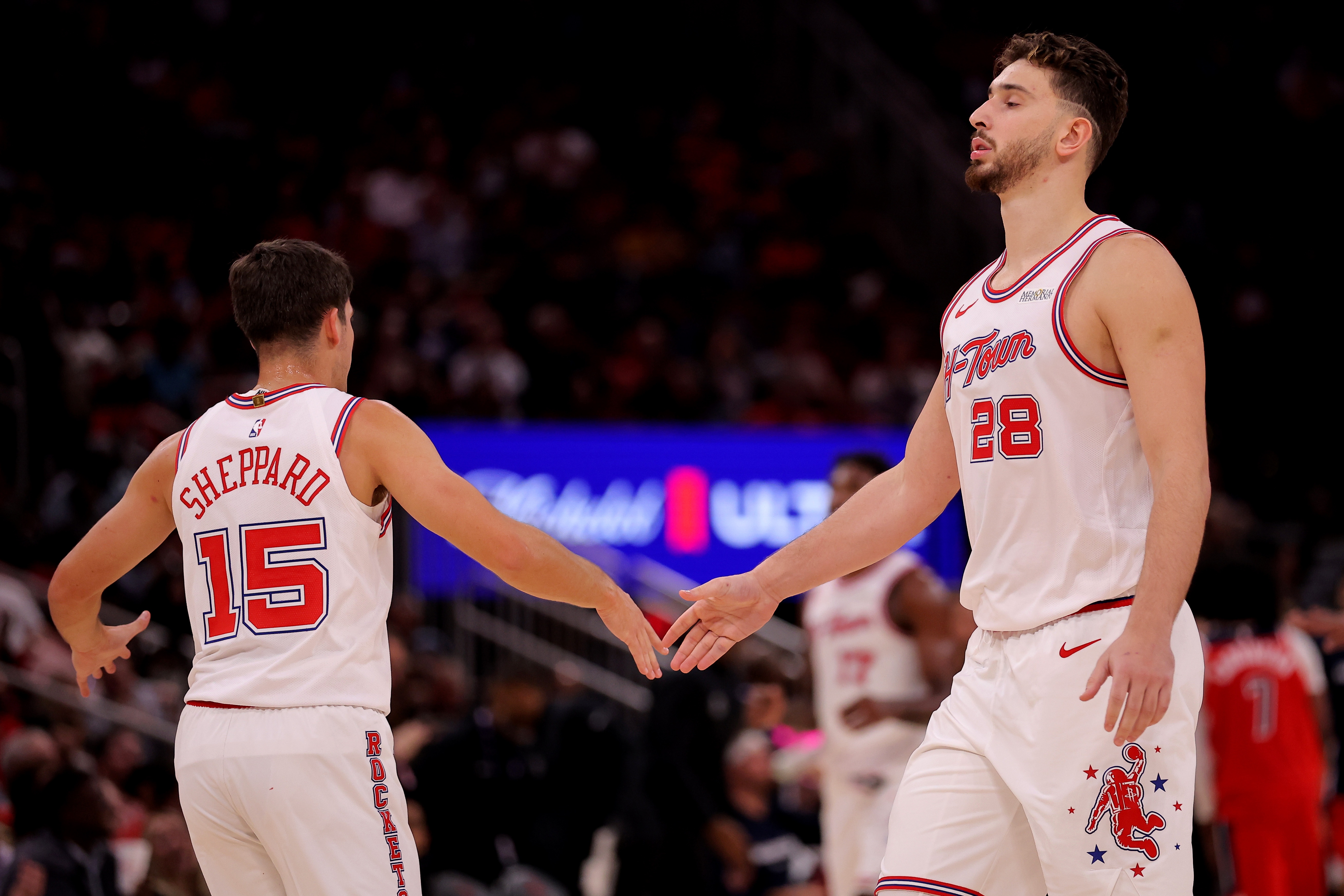 开云官方登录入口-申京谈谢泼德：他差点就四双了 我们应该让他多抢几个篮板的